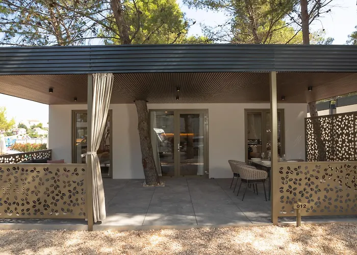 Maris Villas